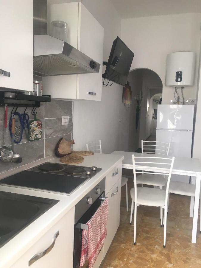 Near The Beach Рапалло Экстерьер фото